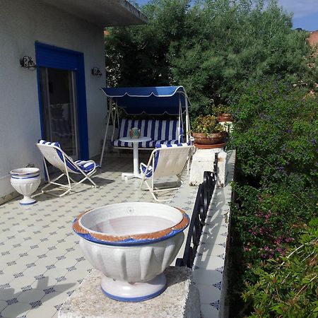 Villa Bouganville Oliveri Exterior foto