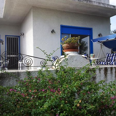 Villa Bouganville Oliveri Exterior foto